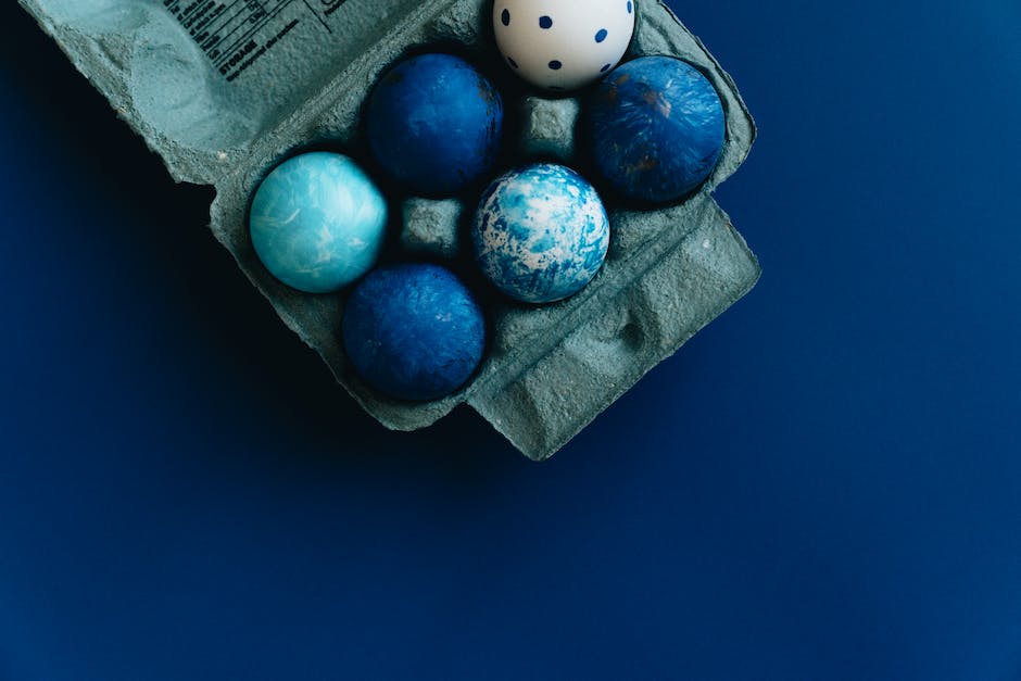 Wachteln, die blaue Eier legen